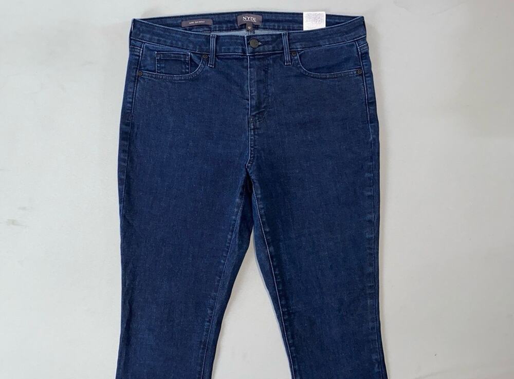 NYDJ Lift/Tuck Ami Skinny Lightweight Stretch 5-Pocket Jeans. Women's 12, GUC!